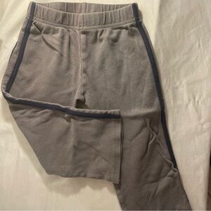 HB 3T Grey Pants PRELOVED Bleach Spot on Back in Pictures